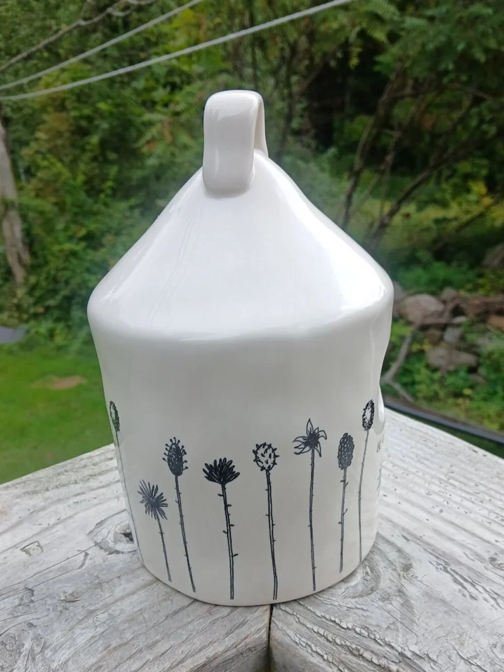 Rae Dunn Magenta M Studios Exclusive Round HOME Birdhouse Wildflower 21 Stems